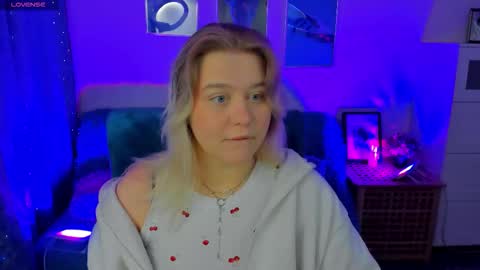 Loise online show from 11-29-25, 09:51