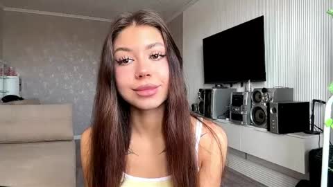 Flora online show from 04-12-26, 07:13