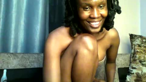 Snapshot of love1378 chatting on 12-31-24, 02:47 Cynthia. A online show from 12-31-24, 02:47