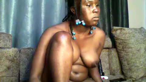 Snapshot of love1378 chatting on 02-12-25, 11:40 Cynthia. A online show from 02-12-25, 11:40