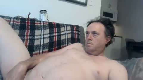 Snapshot of love2benude197211 chatting on 07-09-26, 07:45 Chris online show from 07-09-26, 07:45