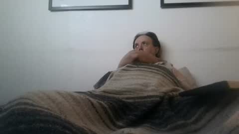 Snapshot of love2benude197211 chatting on 07-11-26, 06:43 Chris online show from 07-11-26, 06:43