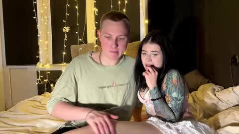 Mary and Tom online show from 03-06-26, 02:35