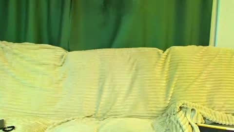 Cute face online show from 07-13-26, 01:52