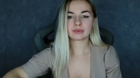 Megane online show from 02-18-25, 11:22