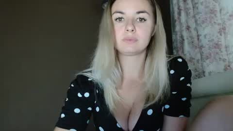 Megane online show from 11-17-25, 10:21