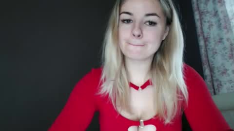 Megane online show from 04-11-26, 11:03