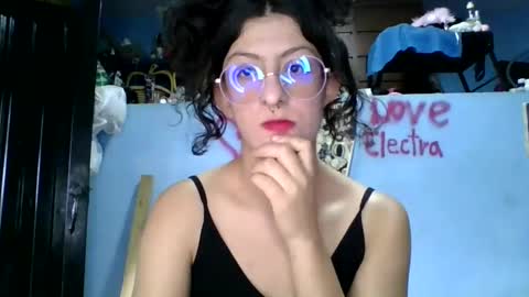 love_electra online show from 12-16-25, 06:46