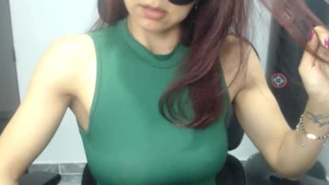 Nina online show from 01-14-26, 08:47