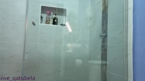 Snapshot of love_gatubela chatting on 06-18-26, 09:41 Nina online show from 06-18-26, 09:41