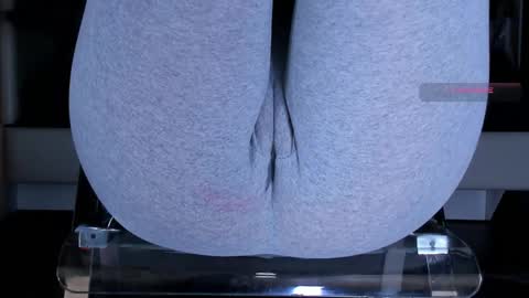 Snapshot of love_hard_kiru chatting on 05-10-26, 03:28 Kira online show from 05-10-26, 03:28
