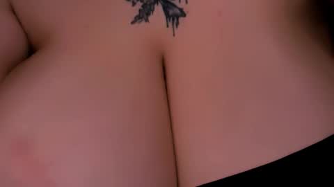 Snapshot of love_insidee chatting on 11-27-25, 07:54 Sailor online show from 11-27-25, 07:54