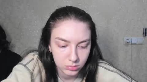 Snapshot of love_lina_muuur chatting on 06-20-26, 11:18 LINA online show from 06-20-26, 11:18