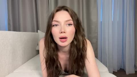 Sofi   online show from 04-12-26, 04:56