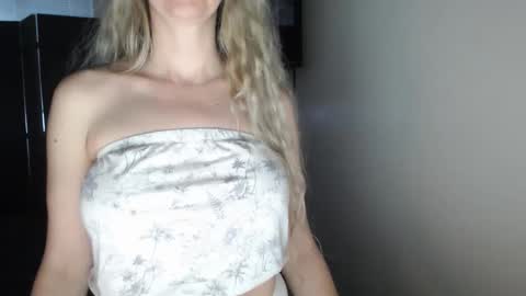 LoVe On  online show from 02-07-26, 03:05