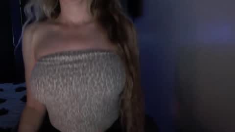 LoVe On  online show from 03-02-26, 02:24