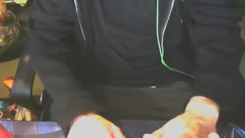 Snapshot of lovebird71 chatting on 11-17-25, 03:45 lovebird71 online show from 11-17-25, 03:45