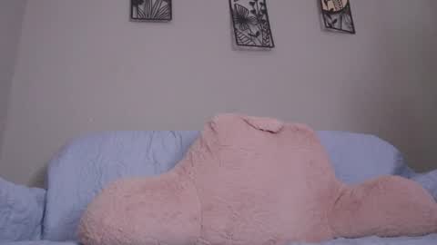 Snapshot of loveegirll chatting on 06-05-26, 04:08 katalina online show from 06-05-26, 04:08