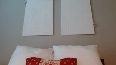 Olivia Rose online show from 10-25-25, 03:29