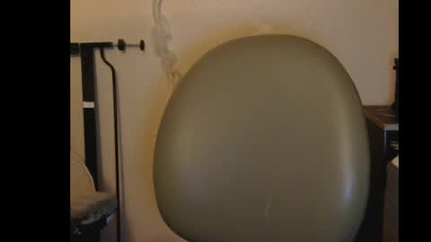 Snapshot of lovefuckingnsucking chatting on 09-18-25, 07:10 Ashley and Leon online show from 09-18-25, 07:10