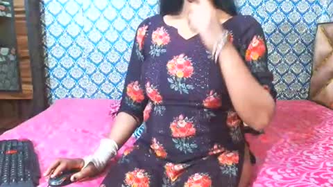 Divya online show from 12-21-25, 03:24