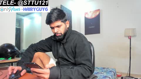 Snapshot of lovehairyindian chatting on 01-05-25, 03:34 Indian hairy online show from 01-05-25, 03:34