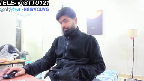 Snapshot of lovehairyindian chatting on 01-05-25, 06:56 Indian hairy online show from 01-05-25, 06:56