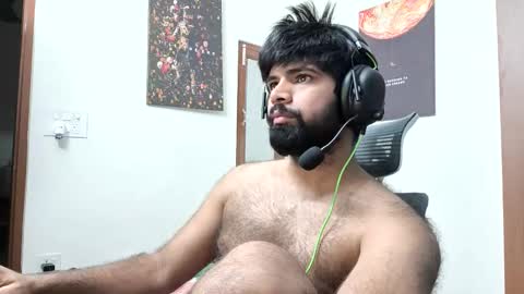 Snapshot of lovehairyindian chatting on 09-21-25, 10:11 Indian hairy online show from 09-21-25, 10:11