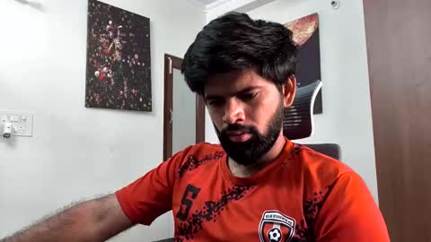 Snapshot of lovehairyindian chatting on 09-28-25, 09:36 Indian hairy online show from 09-28-25, 09:36