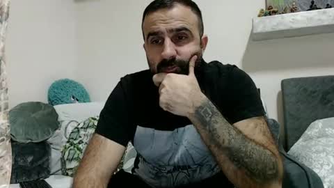 loveivat80 online show from 12-22-24, 05:32