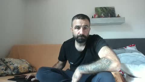 loveivat80 online show from 10-12-25, 05:39