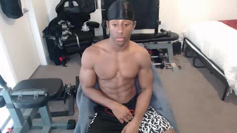 Snapshot of loveleexd21 chatting on 01-08-25, 04:33 loveleexd21 online show from 01-08-25, 04:33