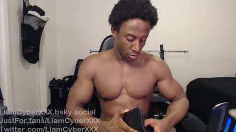 Snapshot of loveleexd21 chatting on 02-23-25, 04:28 loveleexd21 online show from 02-23-25, 04:28