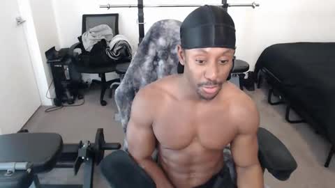 Snapshot of loveleexd21 chatting on 10-28-25, 05:15 loveleexd21 online show from 10-28-25, 05:15