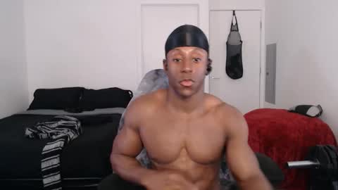 Snapshot of loveleexd21 chatting on 11-30-25, 04:44 loveleexd21 online show from 11-30-25, 04:44