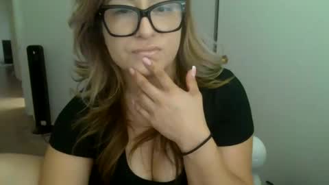 Doll 4 you online show from 10-09-25, 05:11