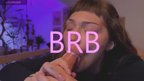 Elsa online show from 12-19-25, 06:09