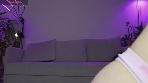 Elsa online show from 01-16-26, 06:06