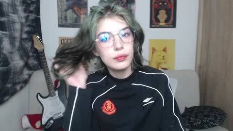 Snapshot of lovely_cass chatting on 02-08-25, 09:46 Cassie online show from 02-08-25, 09:46