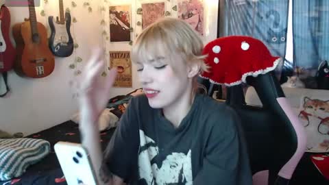 Cassie online show from 05-29-26, 05:11