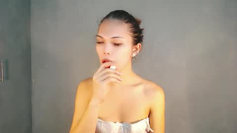 Snapshot of lovely_darlingx chatting on 06-08-26, 03:07 Precious . online show from 06-08-26, 03:07