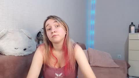 Lovely Hayley online show from 10-30-25, 10:10