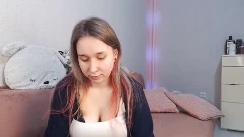 Lovely Hayley online show from 02-10-26, 09:19