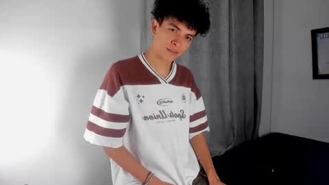 Snapshot of lovely_horny713 chatting on 04-20-26, 11:02 Salo online show from 04-20-26, 11:02