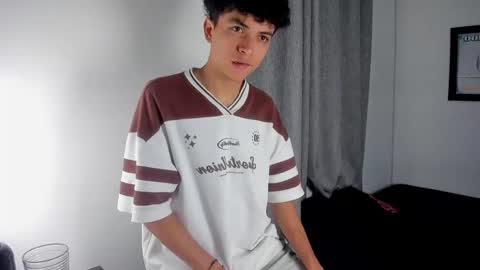 Snapshot of lovely_horny713 chatting on 04-21-26, 11:05 Salo online show from 04-21-26, 11:05