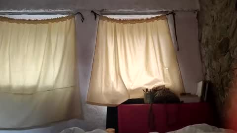 Snapshot of lovely_maia chatting on 11-09-25, 03:54 Maya online show from 11-09-25, 03:54