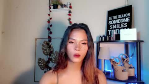 KATE online show from 04-17-26, 12:19