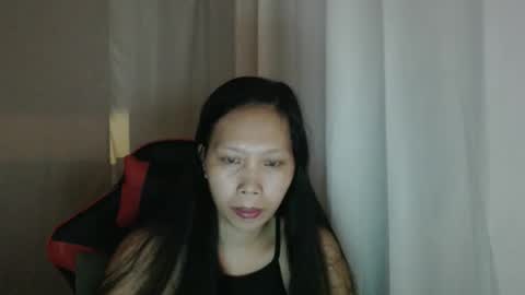 Snapshot of lovely_pinayxxx chatting on 05-19-26, 01:28 lovely_pinayxxx online show from 05-19-26, 01:28