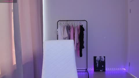 Lolly online show from 05-25-26, 12:49