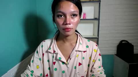 Thea  online show from 01-18-26, 01:48